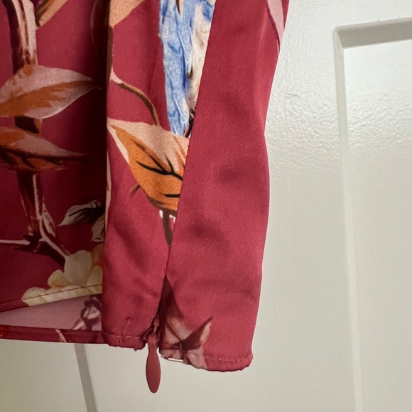 Express One Shoulder Floral Blouse - Size M - NWT - Picture 5 of 6